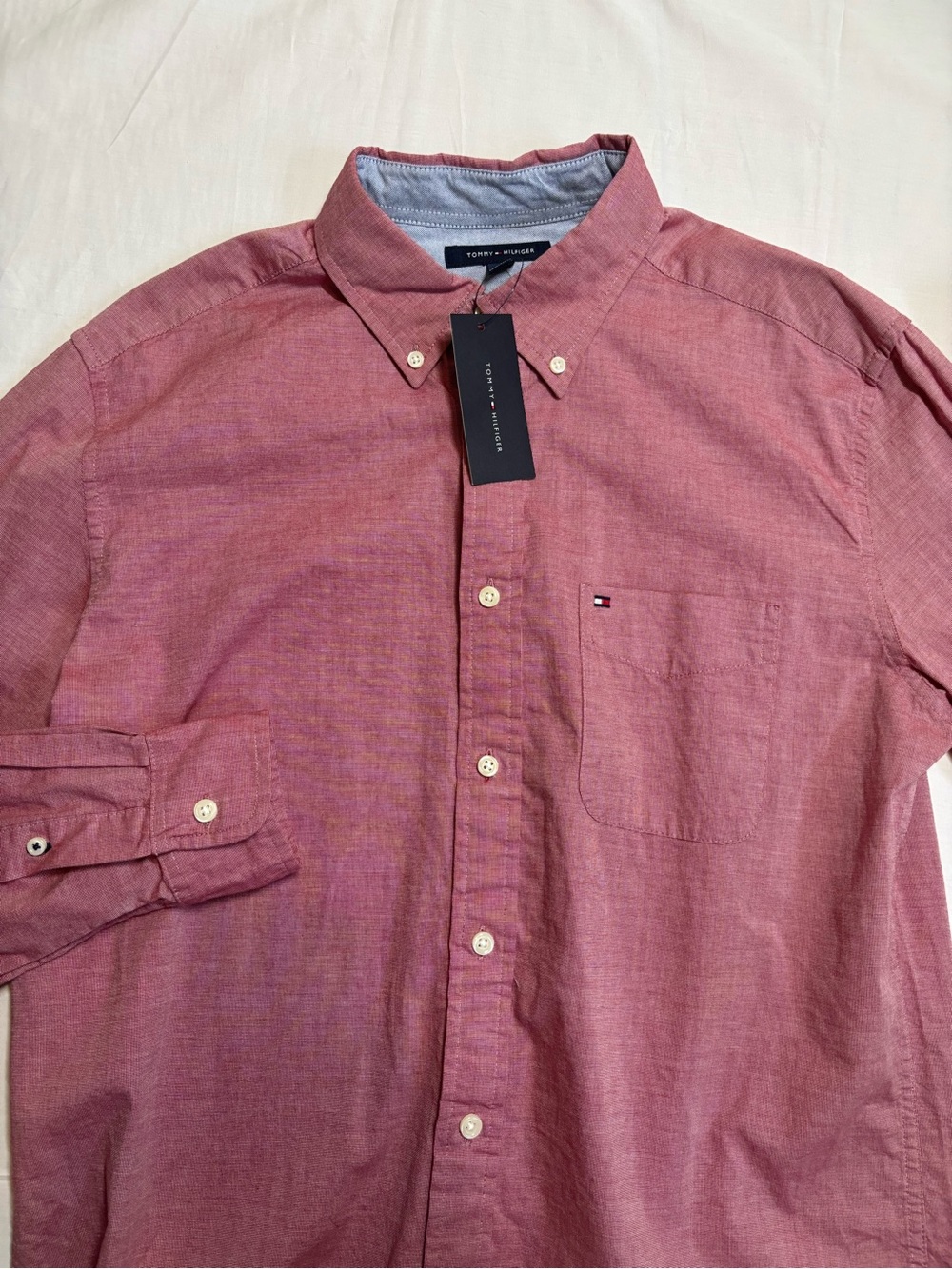Tommy Hilfiger Men's Heathered Burgundy Button-Down Shirt new with tags